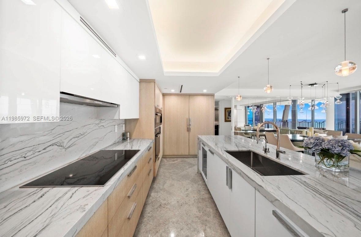 1500 Ocean Dr # 5, Miami Beach FL 33139 — 8