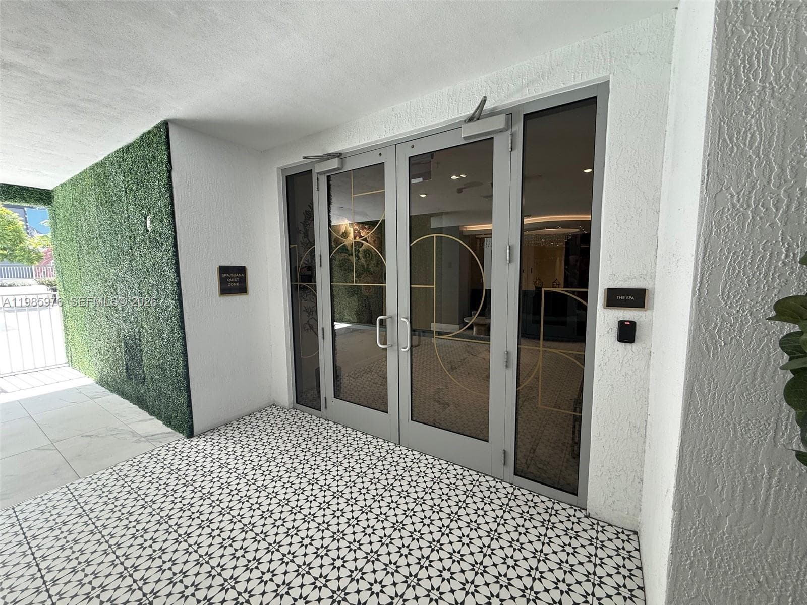 218 NW 8th St, Miami FL 33136 — 3