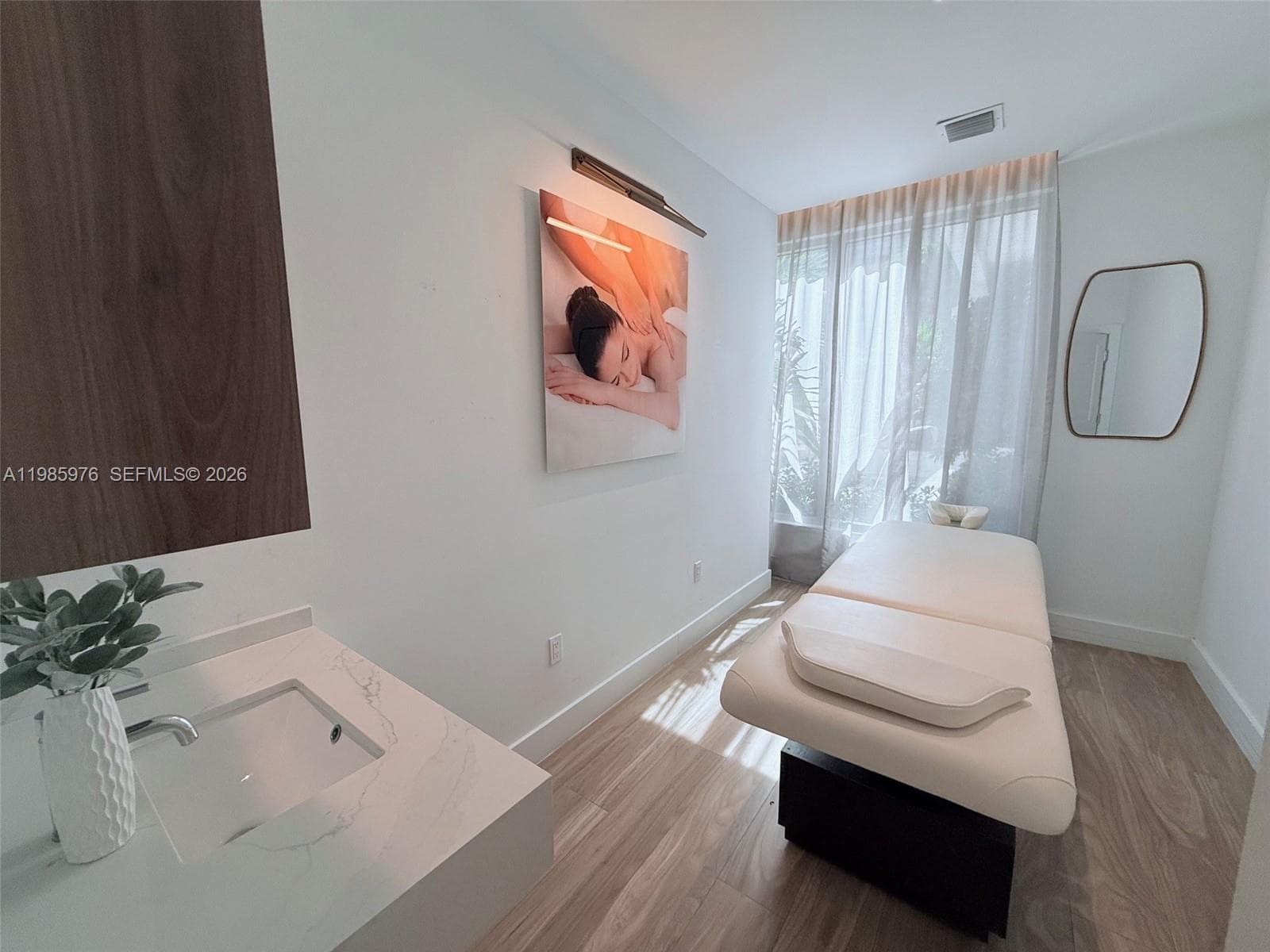 218 NW 8th St, Miami FL 33136 — 8