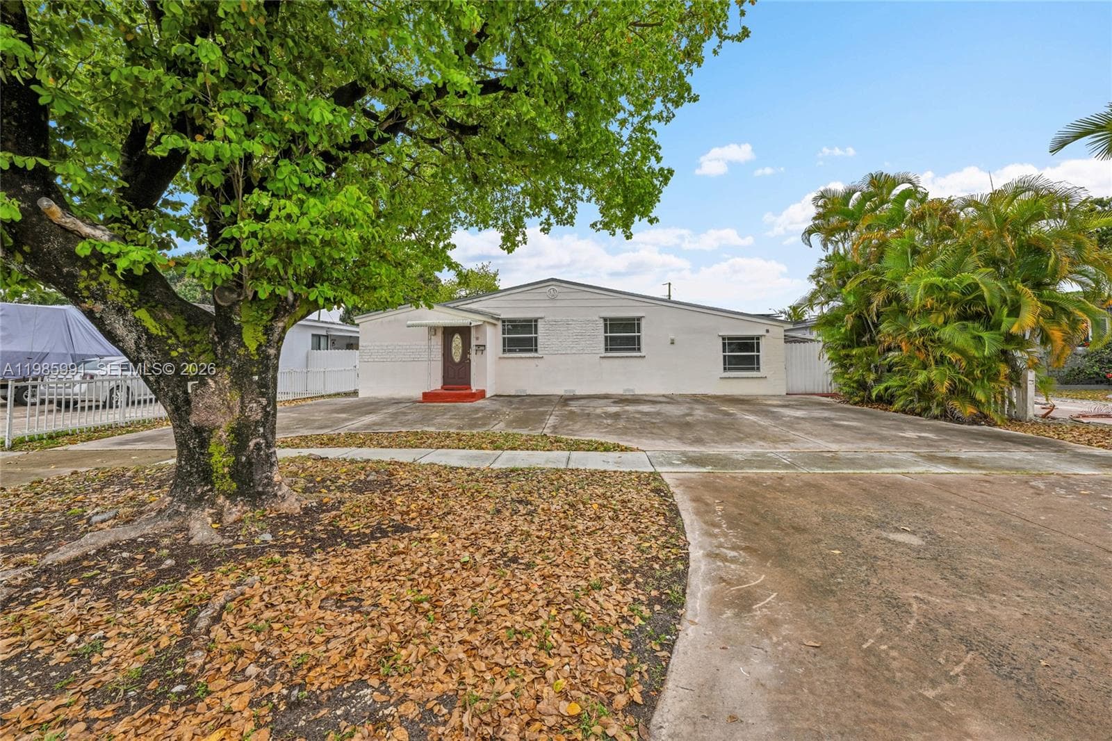 210 E 59th St, Hialeah FL 33013 — 23