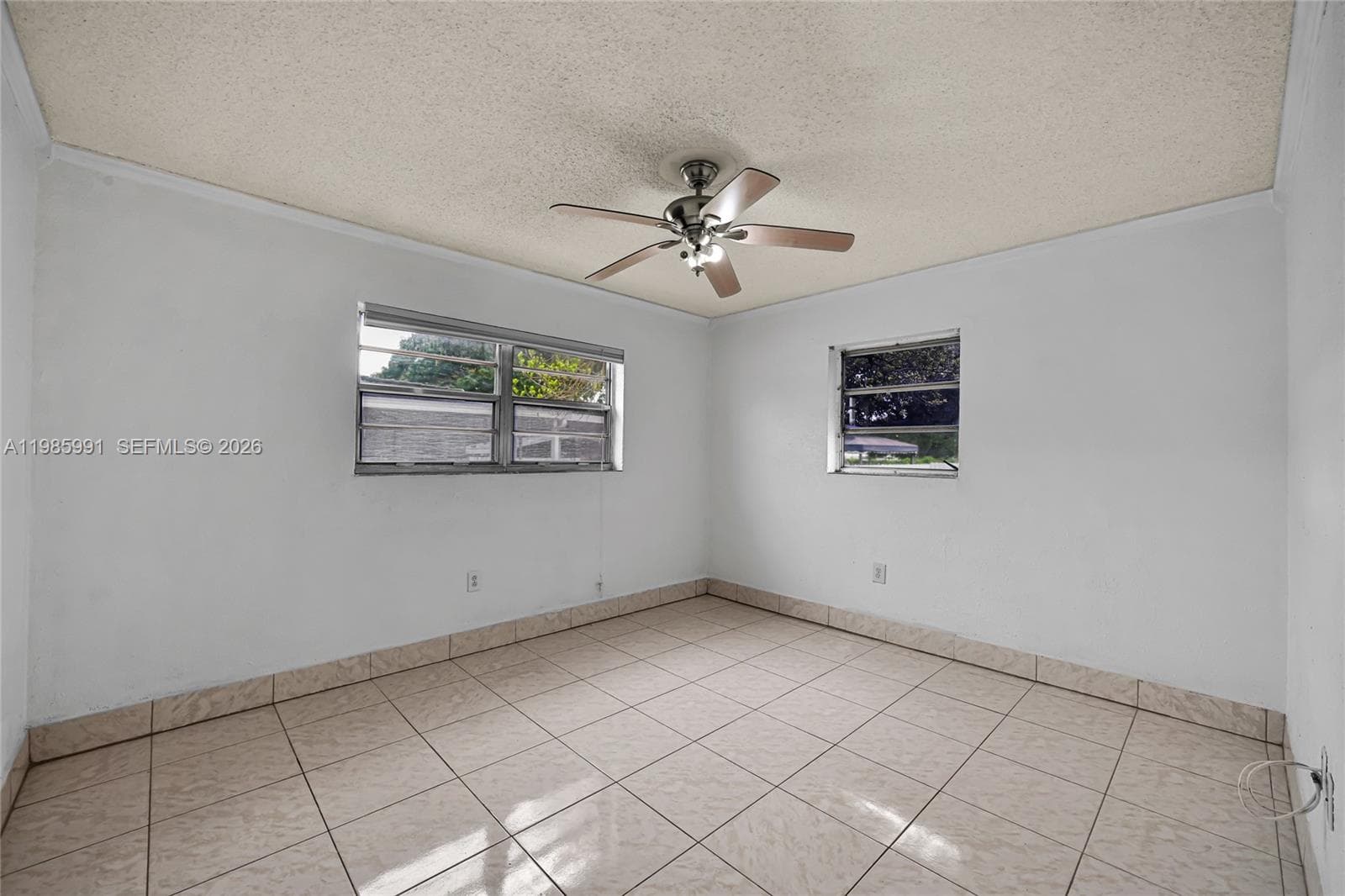 210 E 59th St, Hialeah FL 33013 — 9