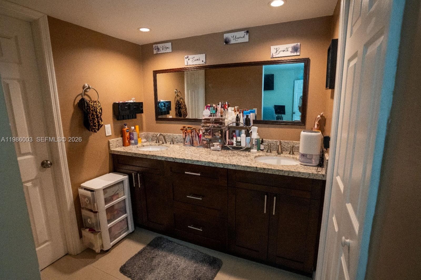 333 Ives Dairy Rd # A33306, Miami FL 33179 — 18