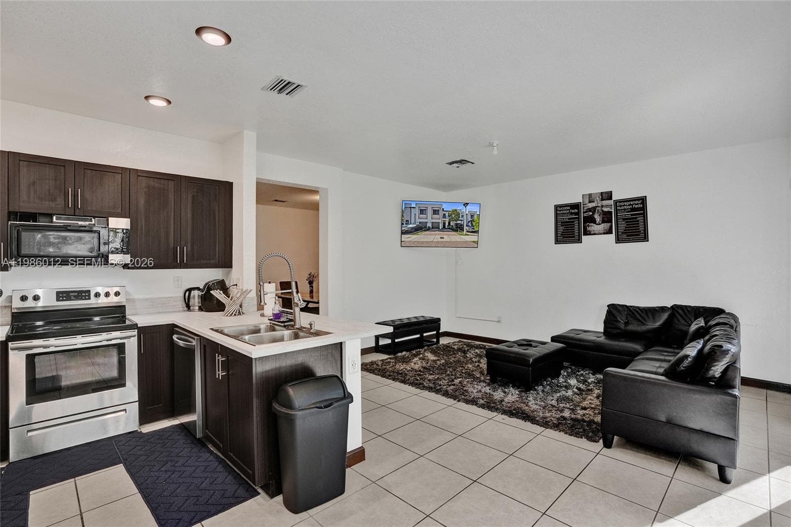 408 NE 212th Ter, Miami FL 33179 — 18