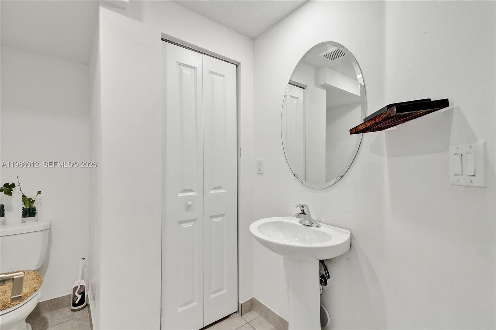 408 NE 212th Ter, Miami FL 33179 — 11