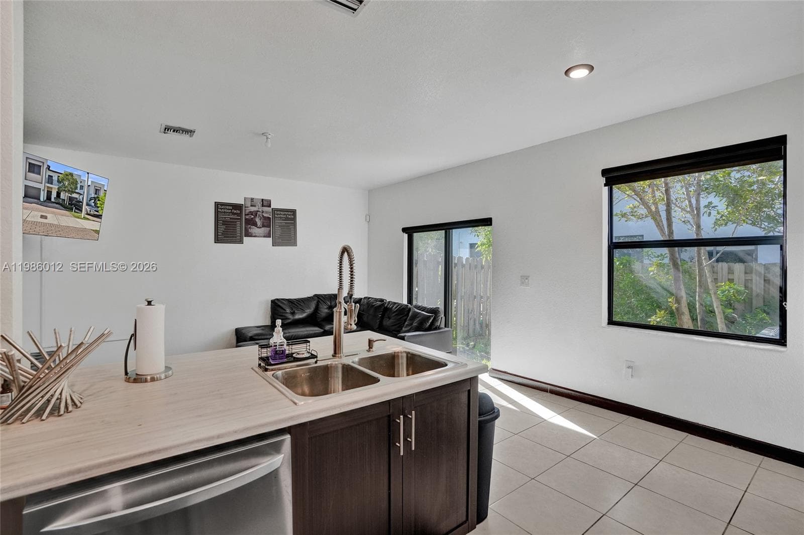 408 NE 212th Ter, Miami FL 33179 — 19
