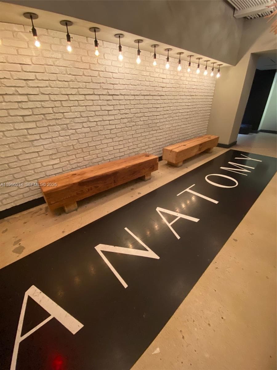 2301 Collins Ave # 1512, Miami Beach FL 33139 — 34