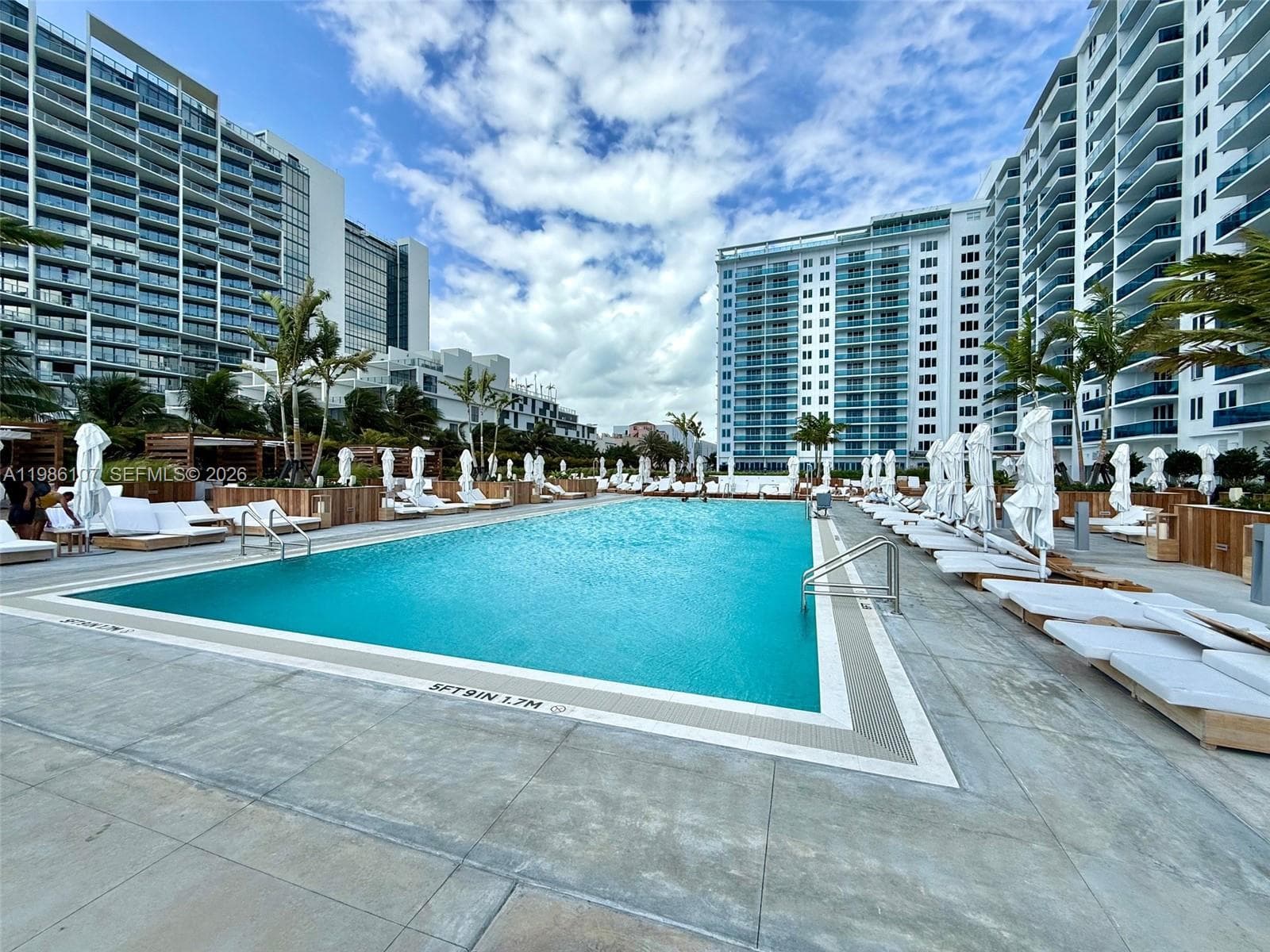 2301 Collins Ave # 931, Miami Beach FL 33139 — 2
