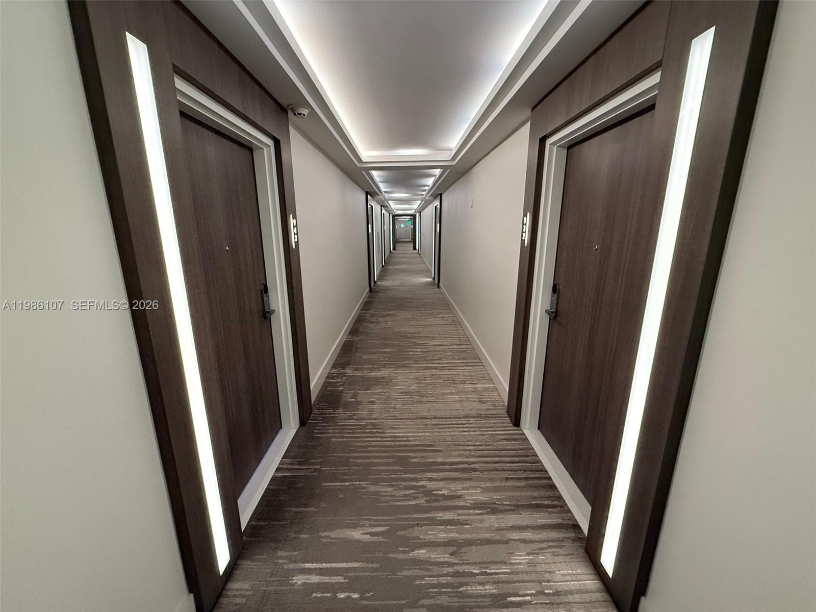 2301 Collins Ave # 931, Miami Beach FL 33139 — 25