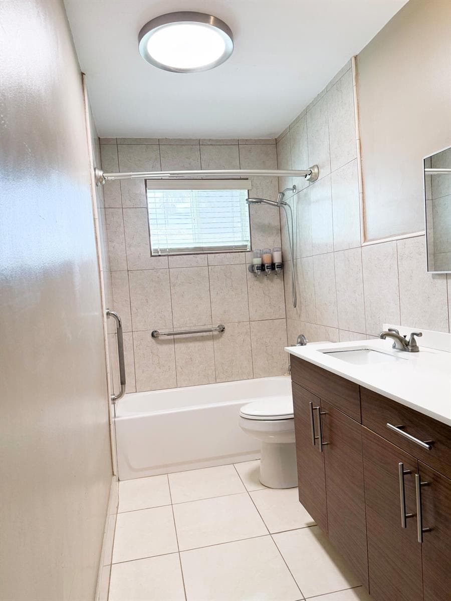 19731 NW 4th Avenue, Miami Gardens FL 33169 — 23