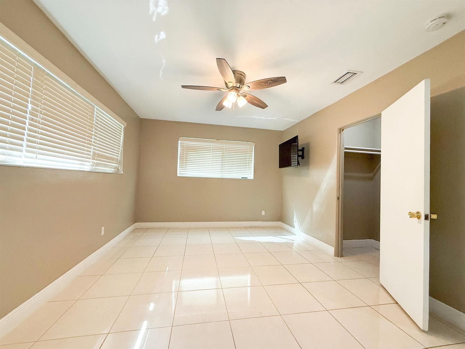 19731 NW 4th Avenue, Miami Gardens FL 33169 — 20