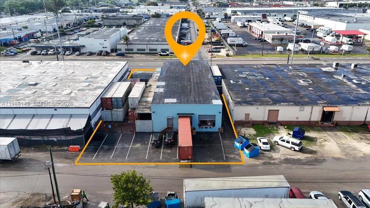 3595 NW 54th St, Hialeah FL 33142 — 1