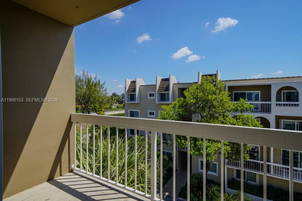 7920 Camino Real # 401, Miami FL 33143 — 2