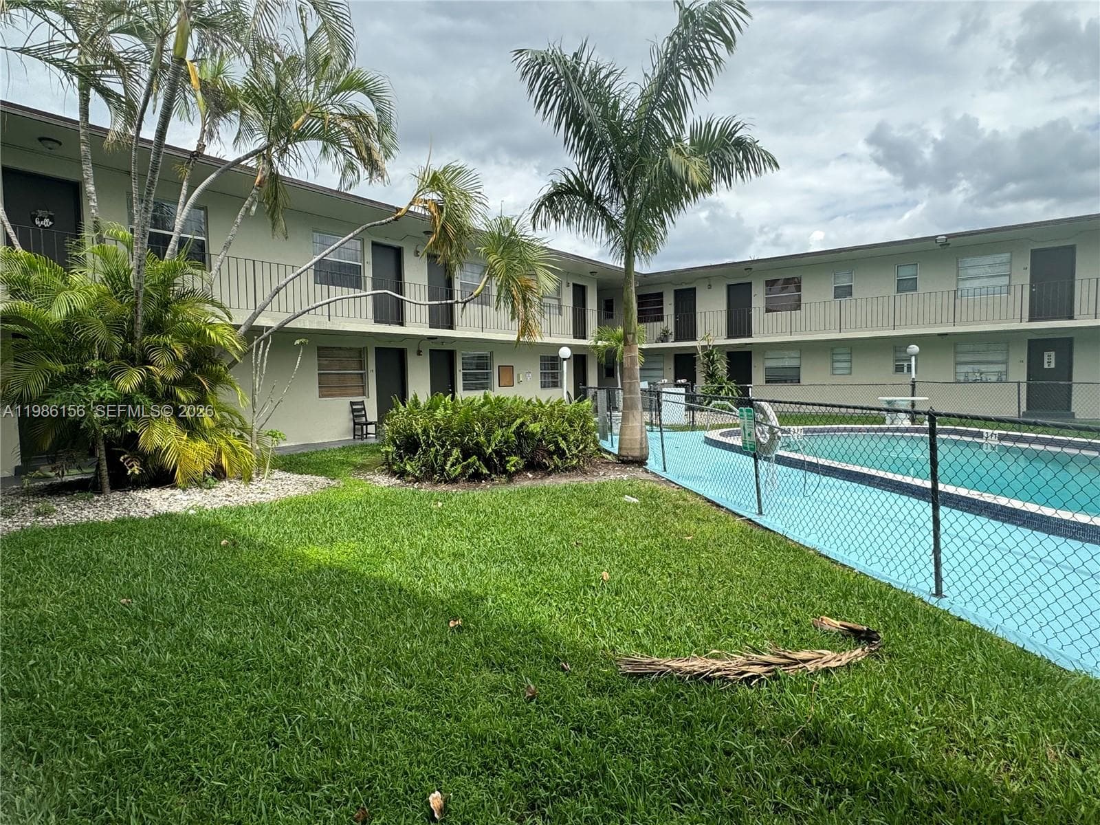3901 SW 112th Ave # 34, Miami FL 33165 — 7