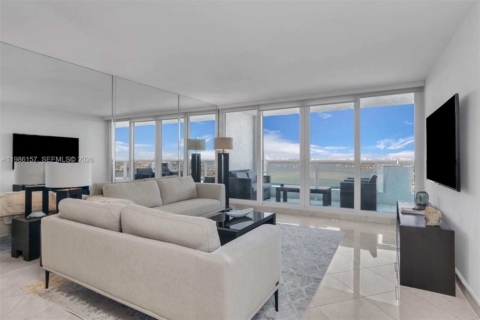 1717 N Bayshore Dr # 3332, Miami FL 33132 — 2