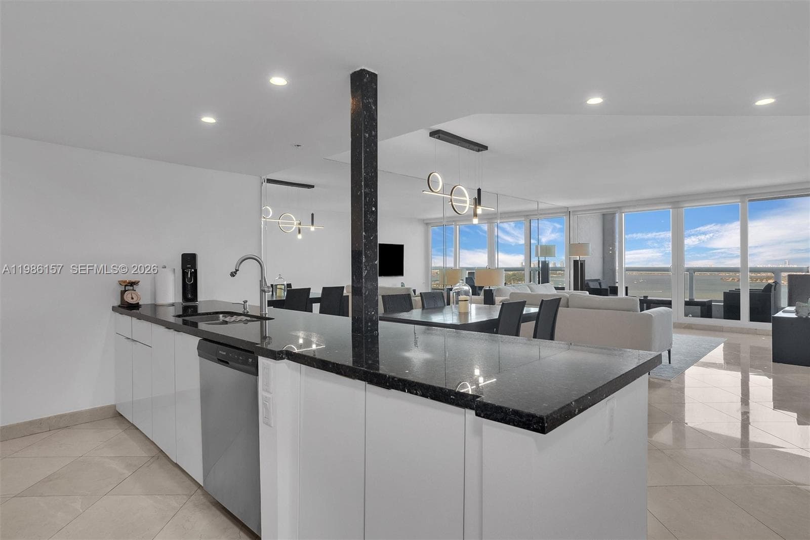 1717 N Bayshore Dr # 3332, Miami FL 33132 — 4