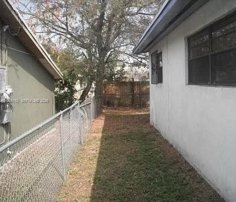 1941 NW 152nd Ter, Miami Gardens FL 33054 — 5