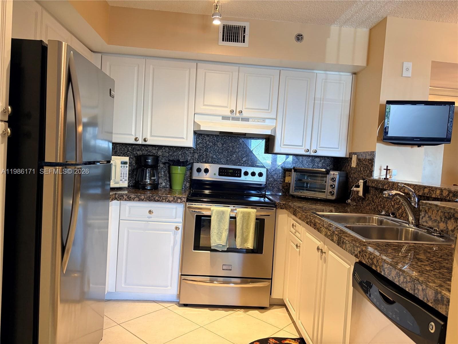 19501 E Country Club Dr # 9601, Aventura FL 33180 — 5