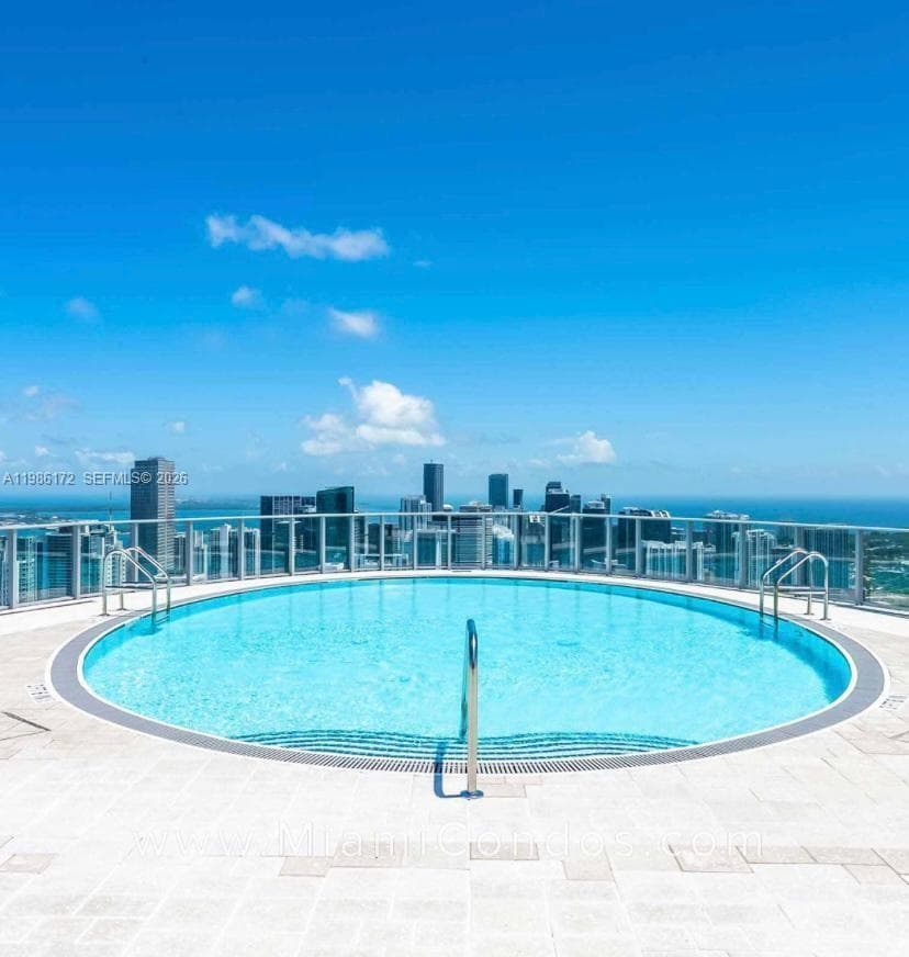 851 NE 1st Ave # 1011, Miami FL 33132 — 7