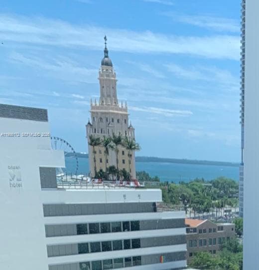 851 NE 1st Ave # 1011, Miami FL 33132 — 11