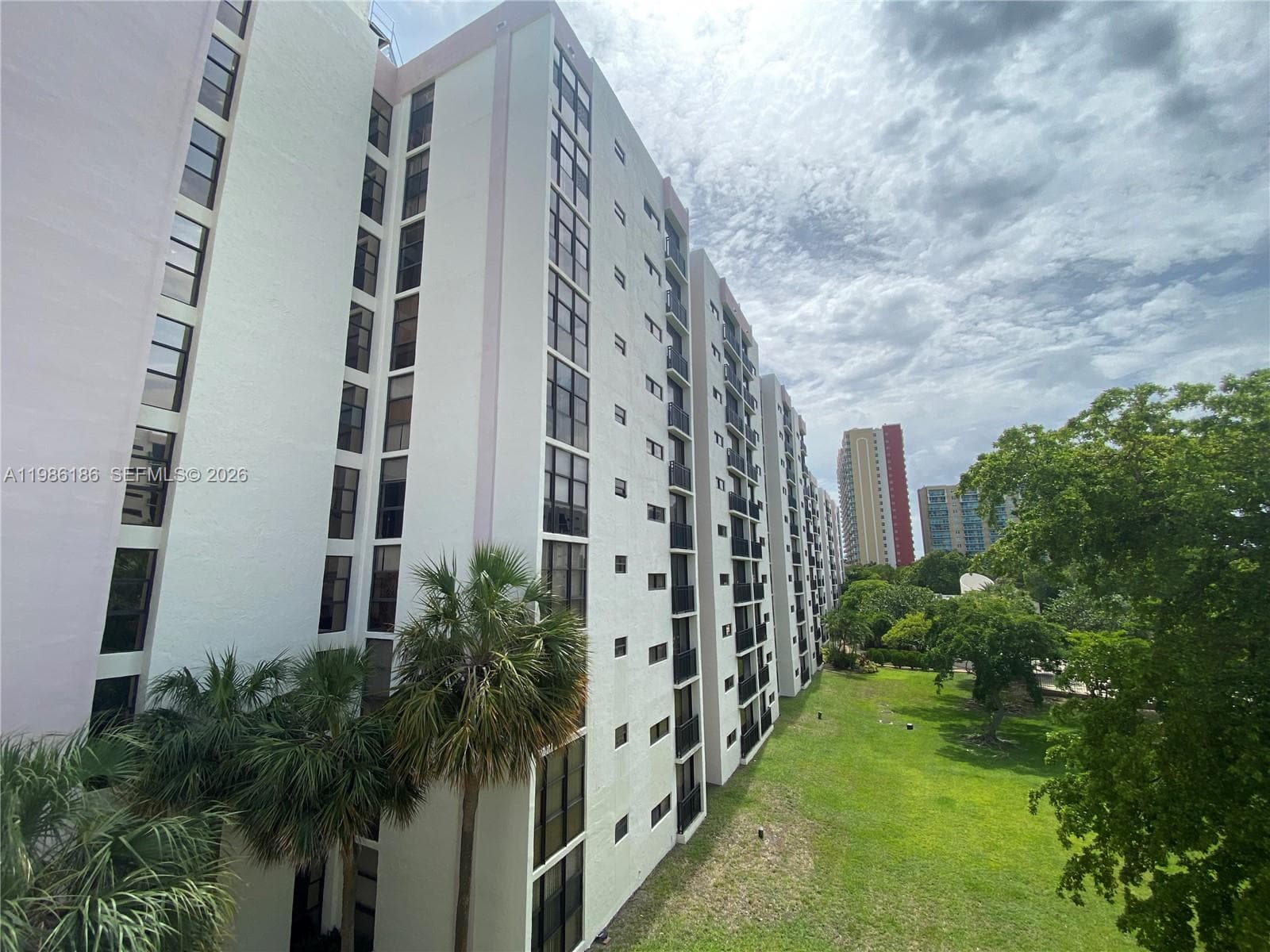 16919 N Bay Rd # 902, Sunny Isles Beach FL 33160 — 1