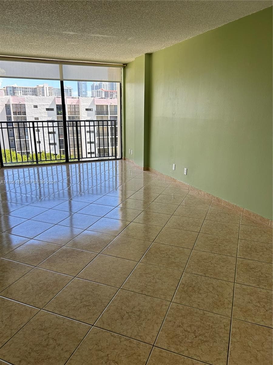 16919 N Bay Rd # 902, Sunny Isles Beach FL 33160 — 11