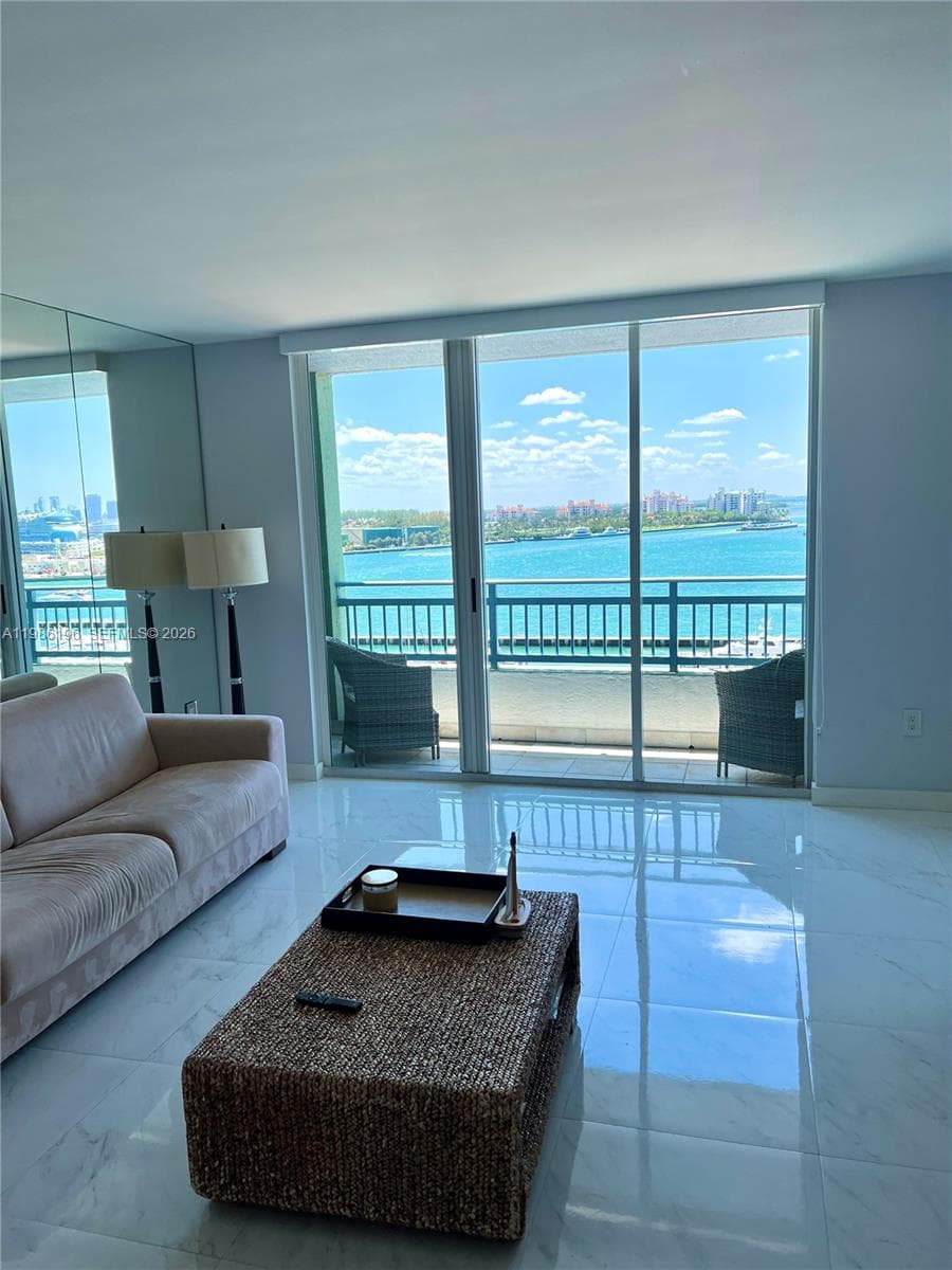 90 Alton Rd # 1106, Miami Beach FL 33139 — 2