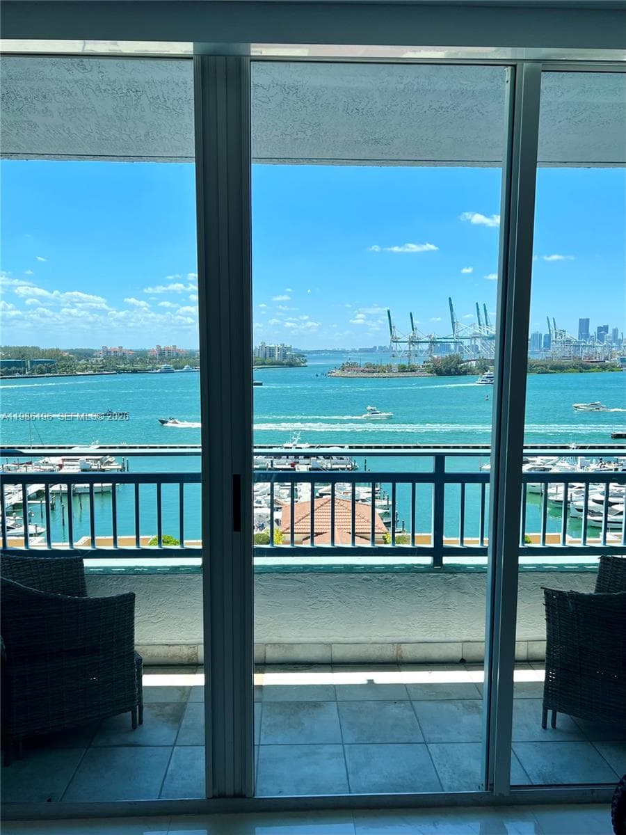 90 Alton Rd # 1106, Miami Beach FL 33139 — 3