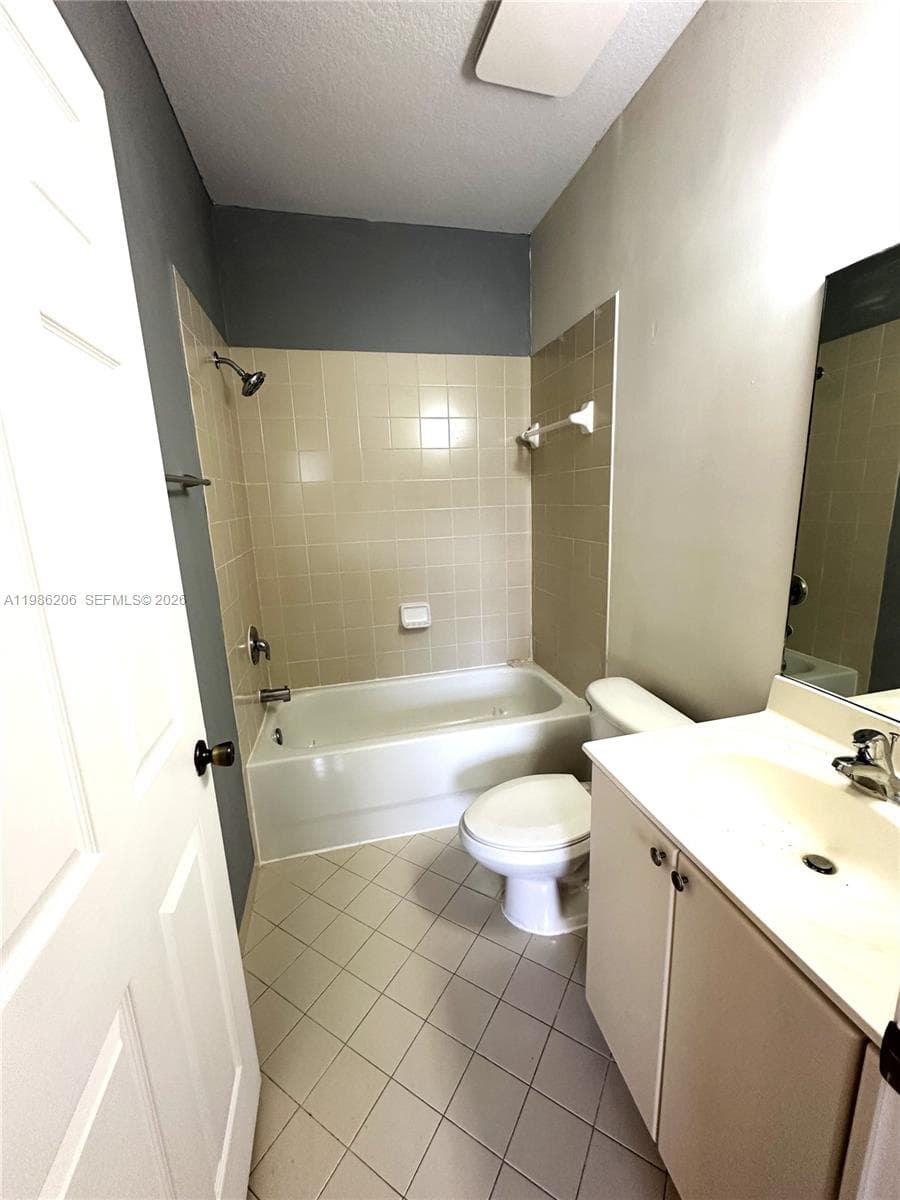 3550 NE 5th St # 202, Homestead FL 33033 — 18