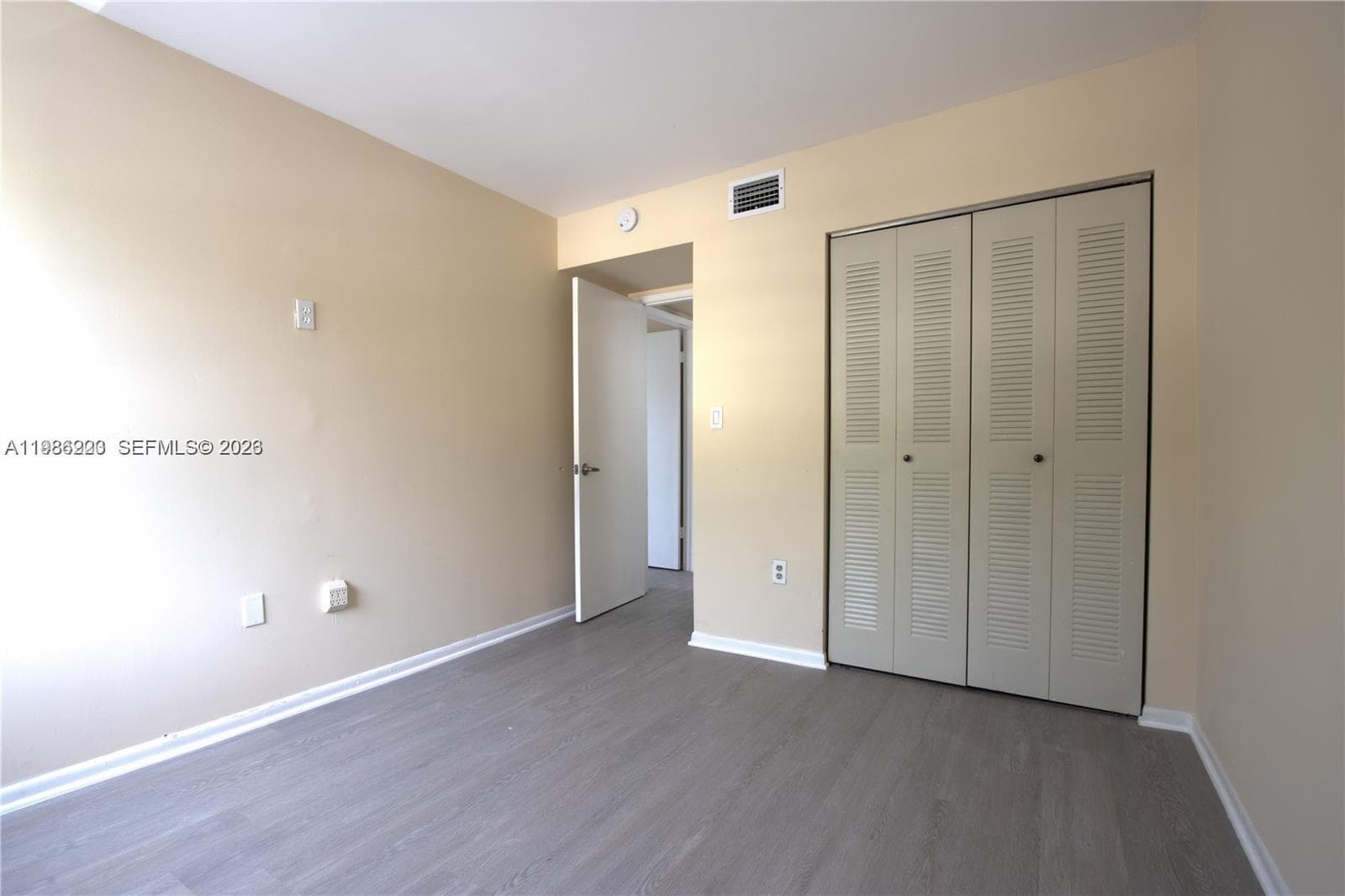 10233 NW 9th St Cir # 1, Miami FL 33172 — 6