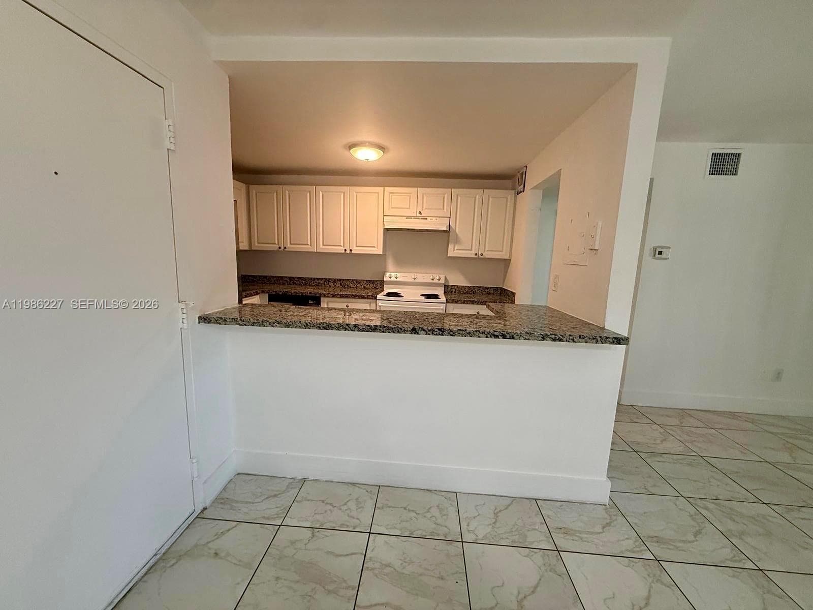 10393 N Kendall Dr # U7, Miami FL 33176 — 5
