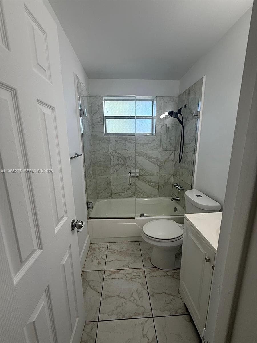 10393 N Kendall Dr # U7, Miami FL 33176 — 9