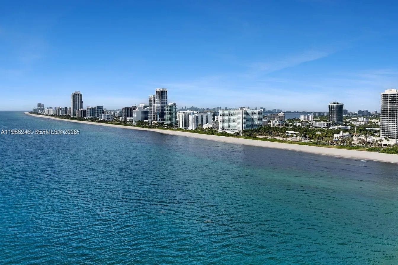 580 72nd St, Miami Beach FL 33141 — 1