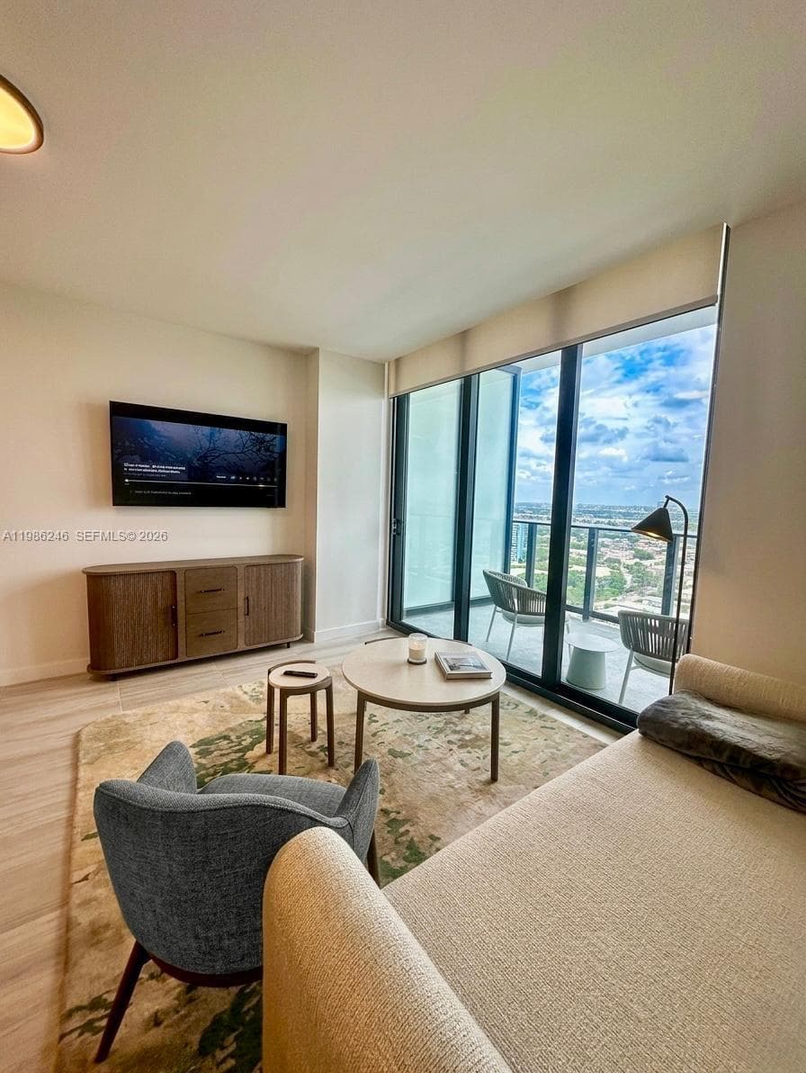 580 72nd St, Miami Beach FL 33141 — 8