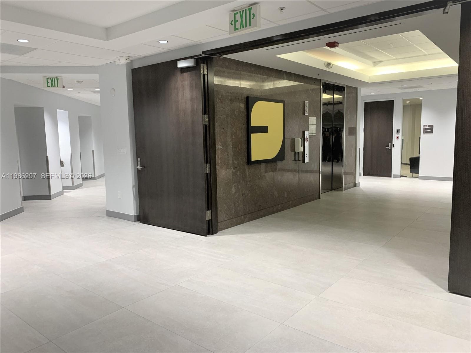 5959 Waterford District Dr # 305, Miami FL 33126 — 5