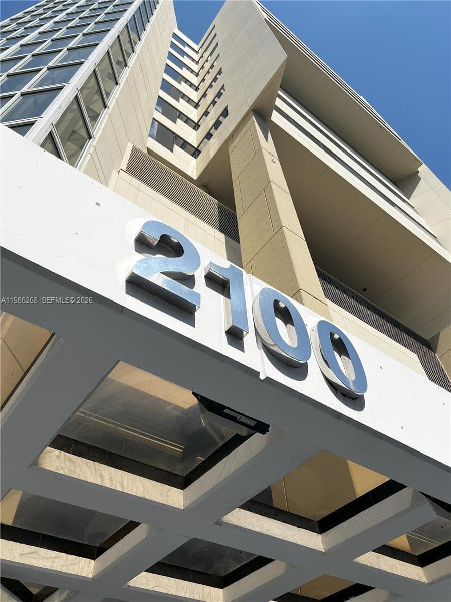 2100 Ponce De Leon Blvd, Coral Gables FL 33134 — 1