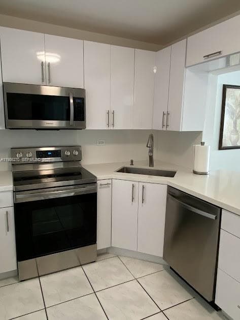 5601 Collins Ave # 1524, Miami Beach FL 33140 — 5