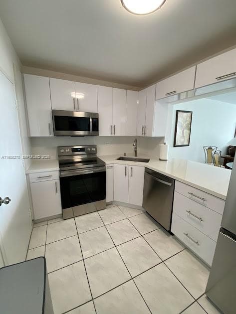 5601 Collins Ave # 1524, Miami Beach FL 33140 — 4