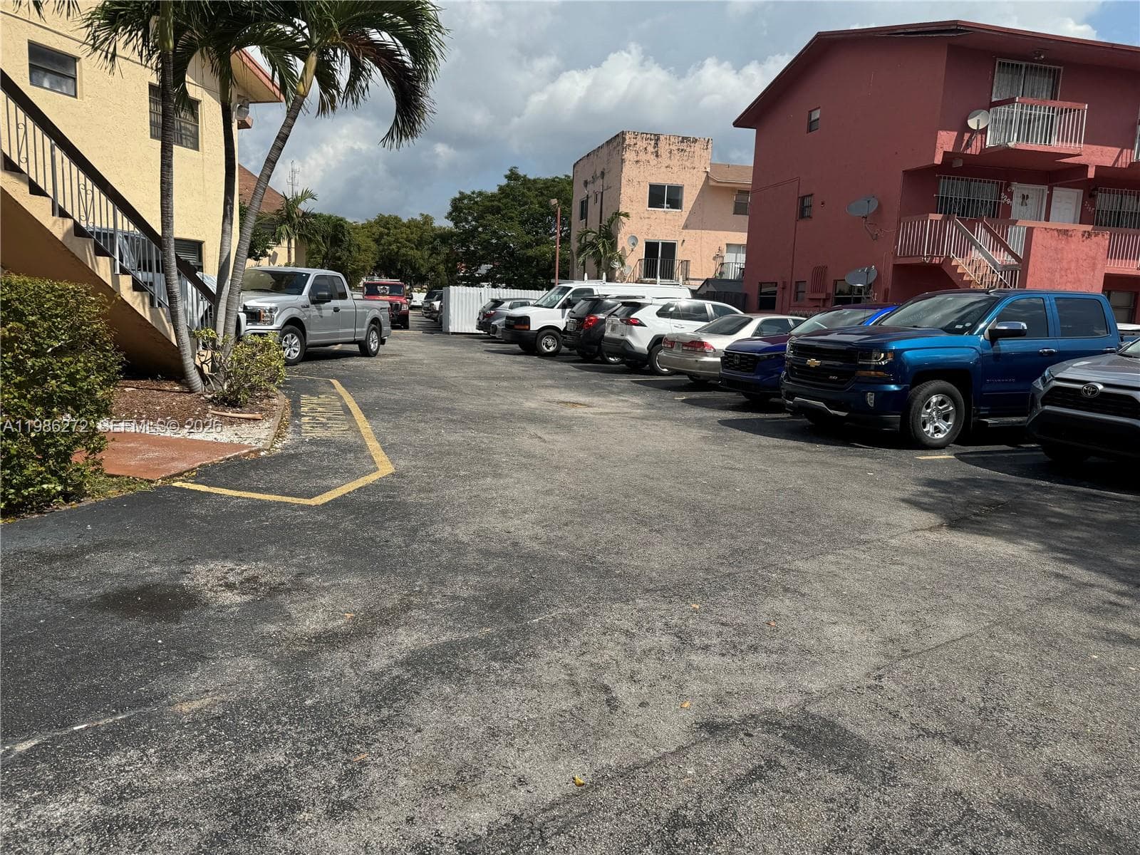 2295 W 53rd Pl # 201, Hialeah FL 33016 — 7