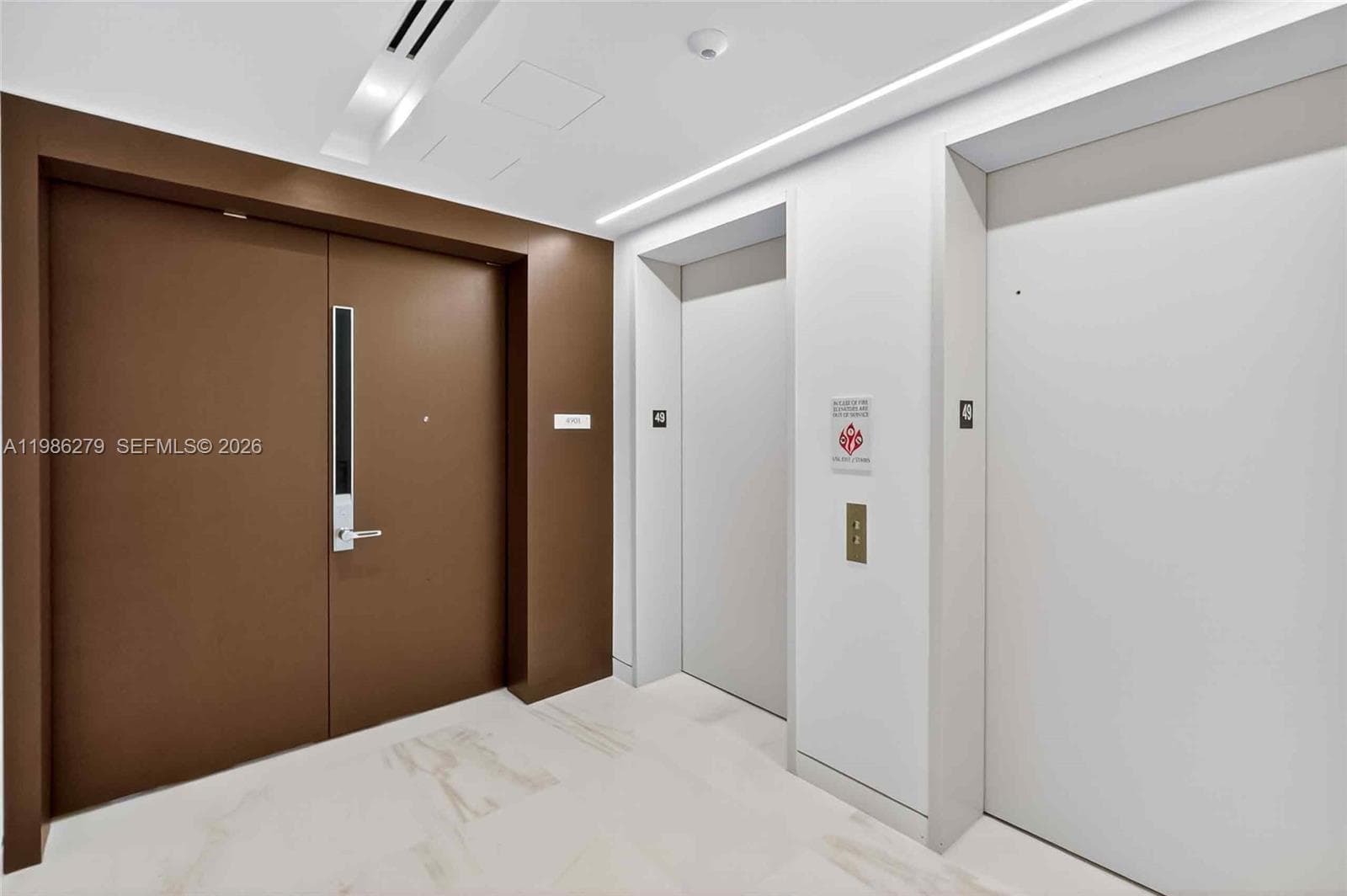 300 Biscayne Blvd Way # 4901E, Miami FL 33131 — 3