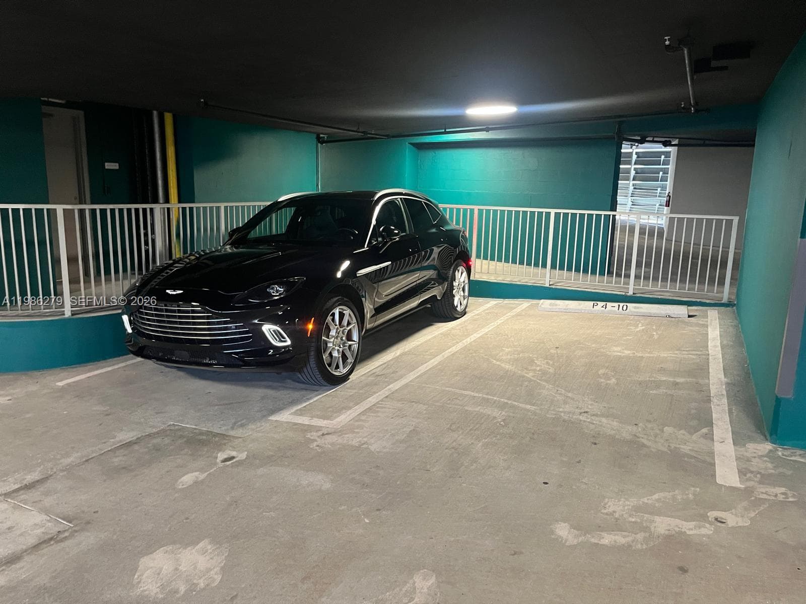 300 Biscayne Blvd Way # 4901E, Miami FL 33131 — 36