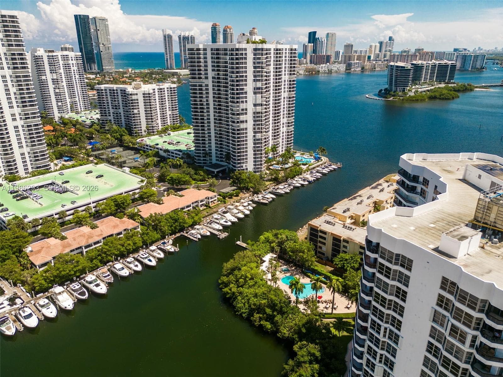 3400 NE 192 Street # 1810, Aventura FL 33180 — 23