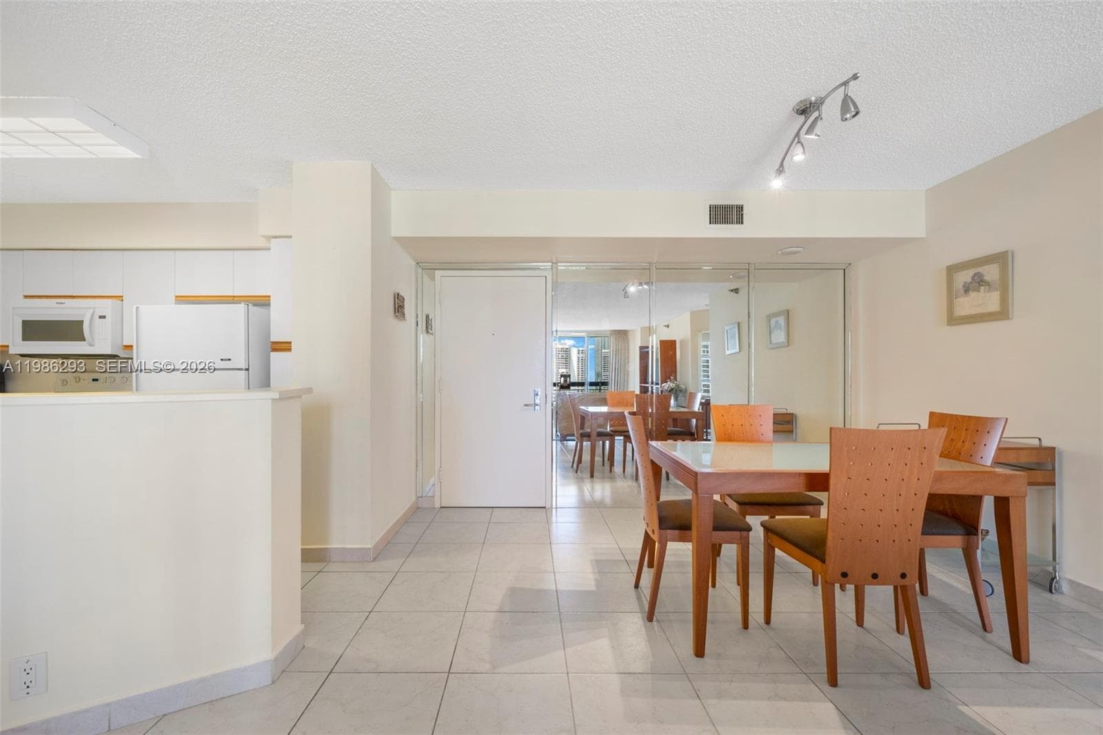 3400 NE 192 Street # 1810, Aventura FL 33180 — 2