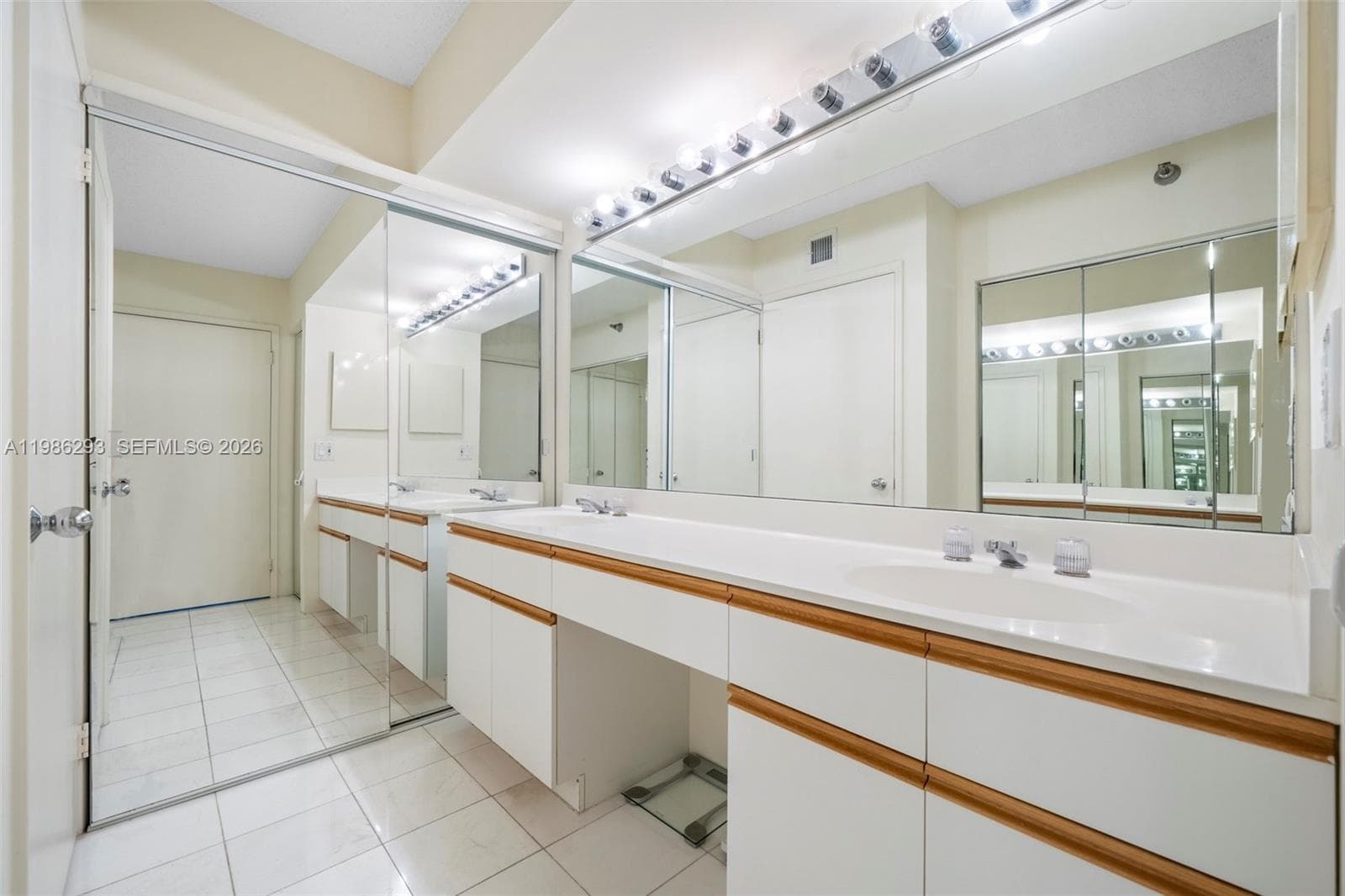 3400 NE 192 Street # 1810, Aventura FL 33180 — 7
