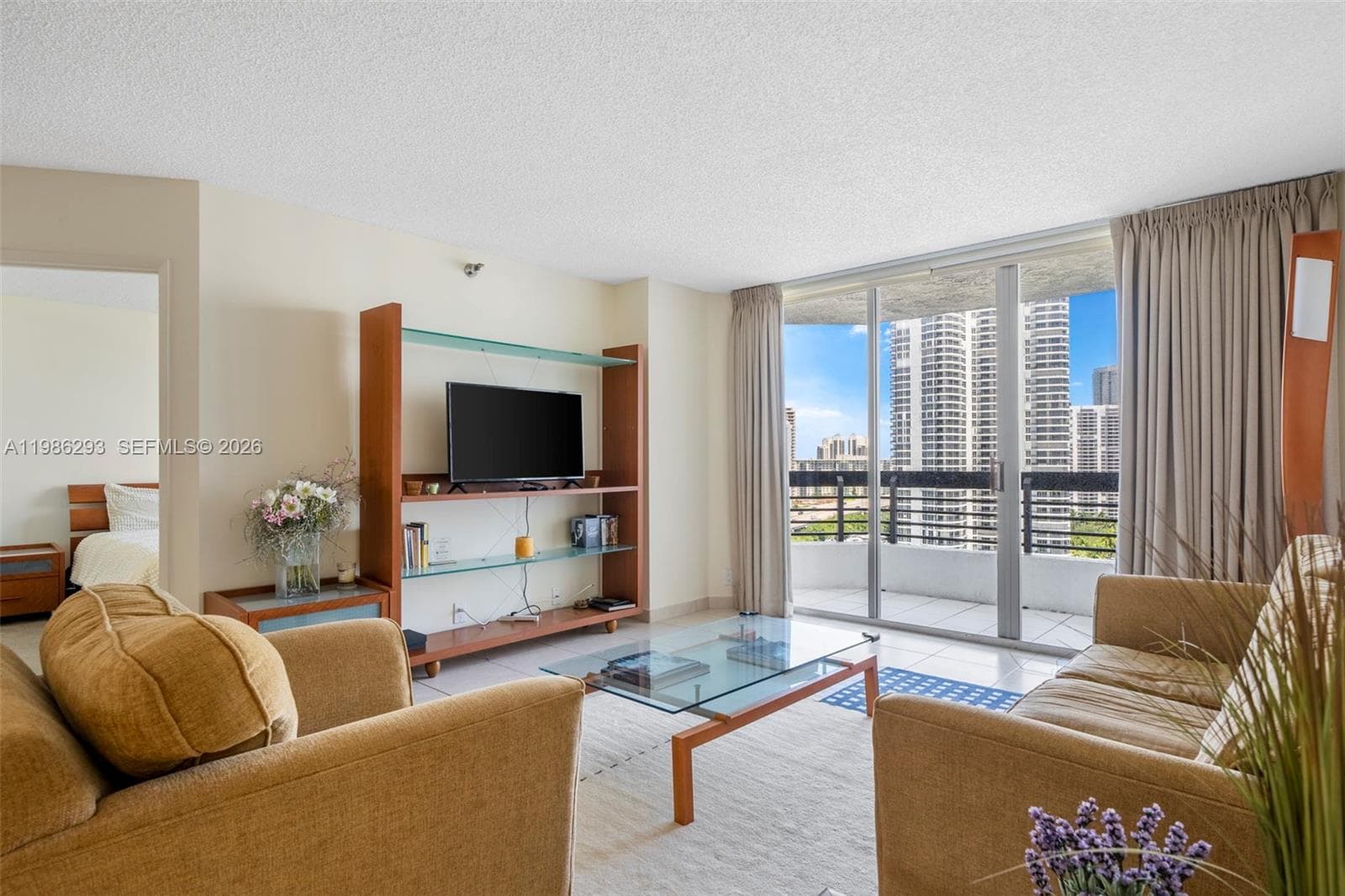 3400 NE 192 Street # 1810, Aventura FL 33180 — 1