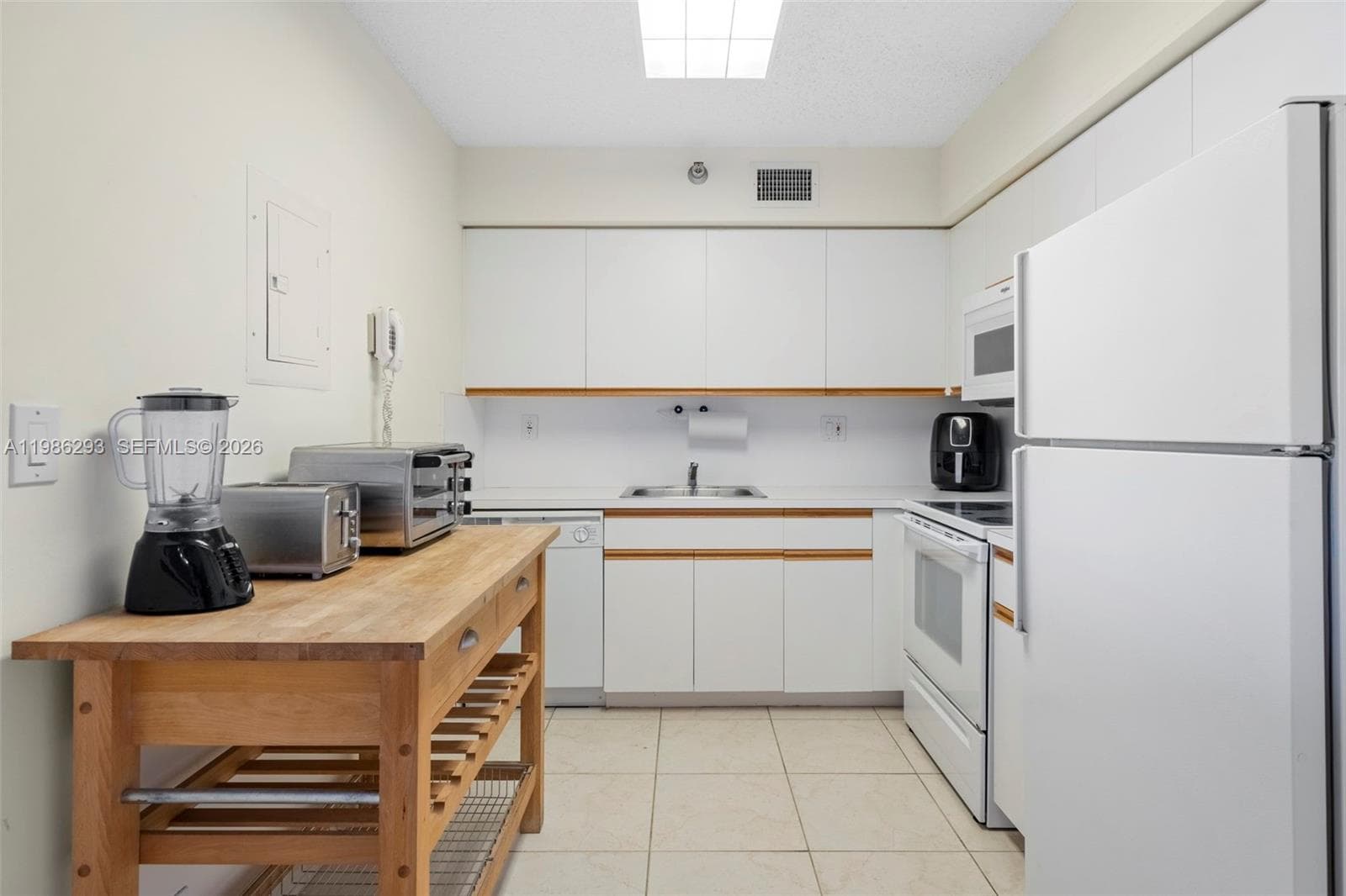 3400 NE 192 Street # 1810, Aventura FL 33180 — 4