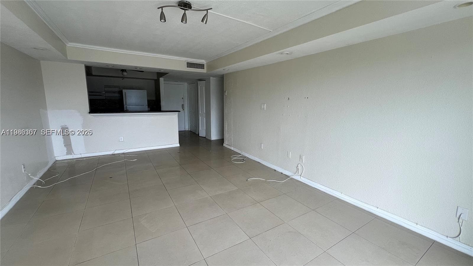 486 NW 165th St Rd # 606, Miami FL 33169 — 9