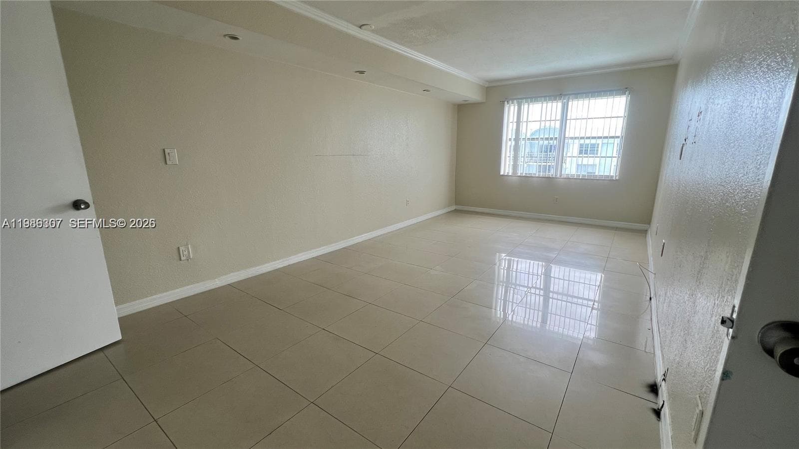 486 NW 165th St Rd # 606, Miami FL 33169 — 15