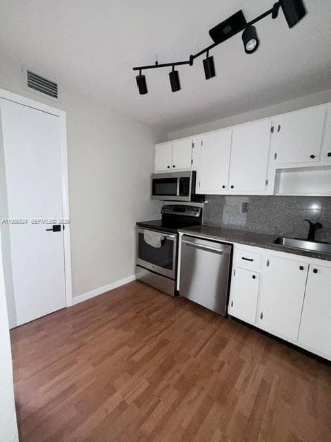 2640 NE 135th St # 317, North Miami FL 33181 — 5