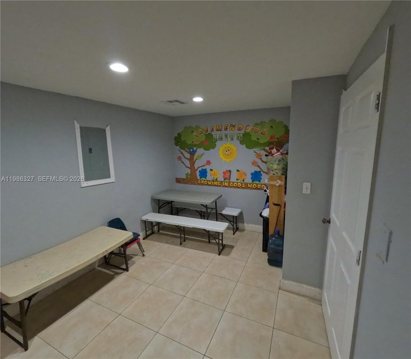 15947 NE 19th Pl, North Miami Beach FL 33162 — 14