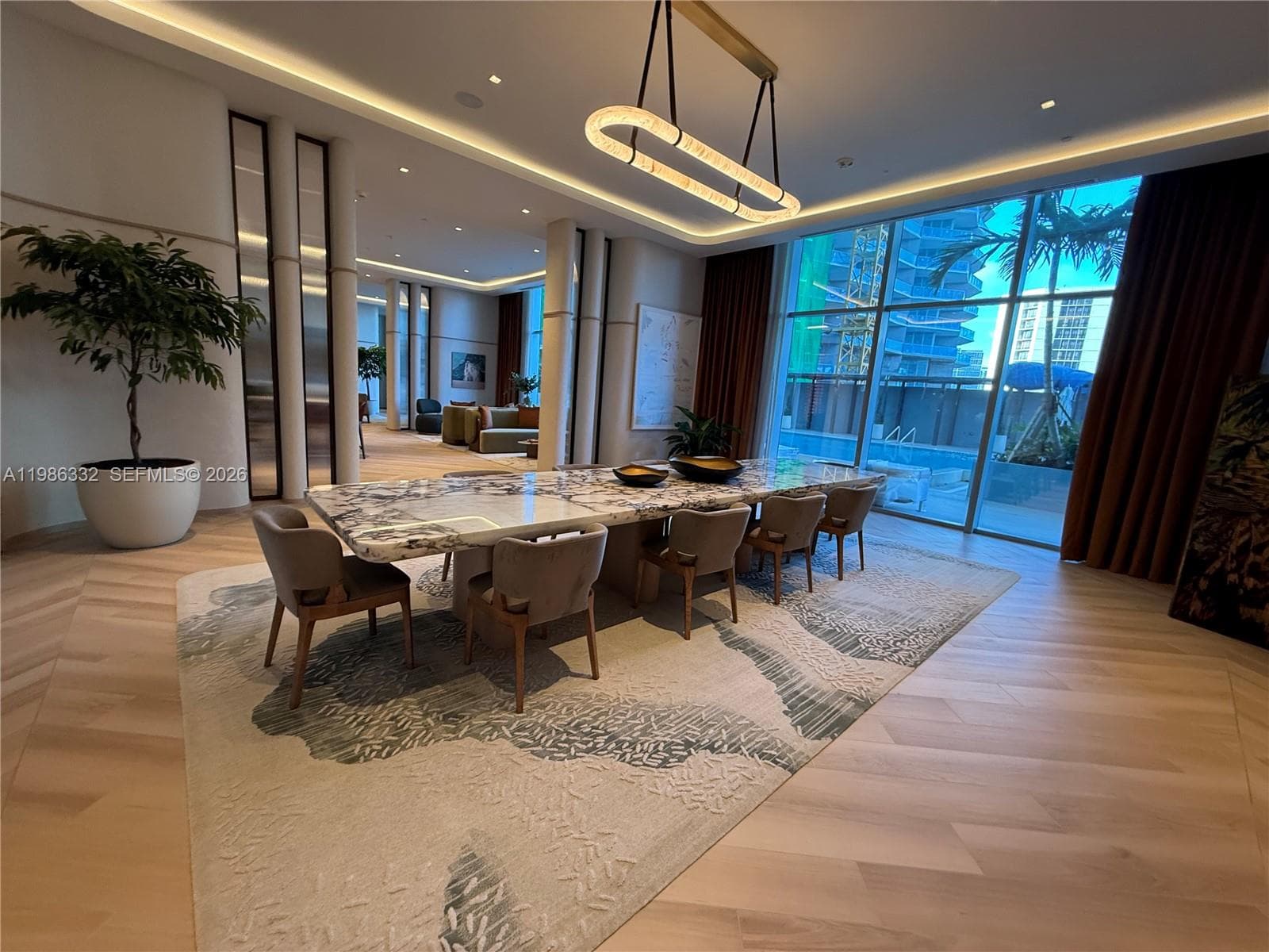 77 SE 5 St # 2015, Miami FL 33131 — 57